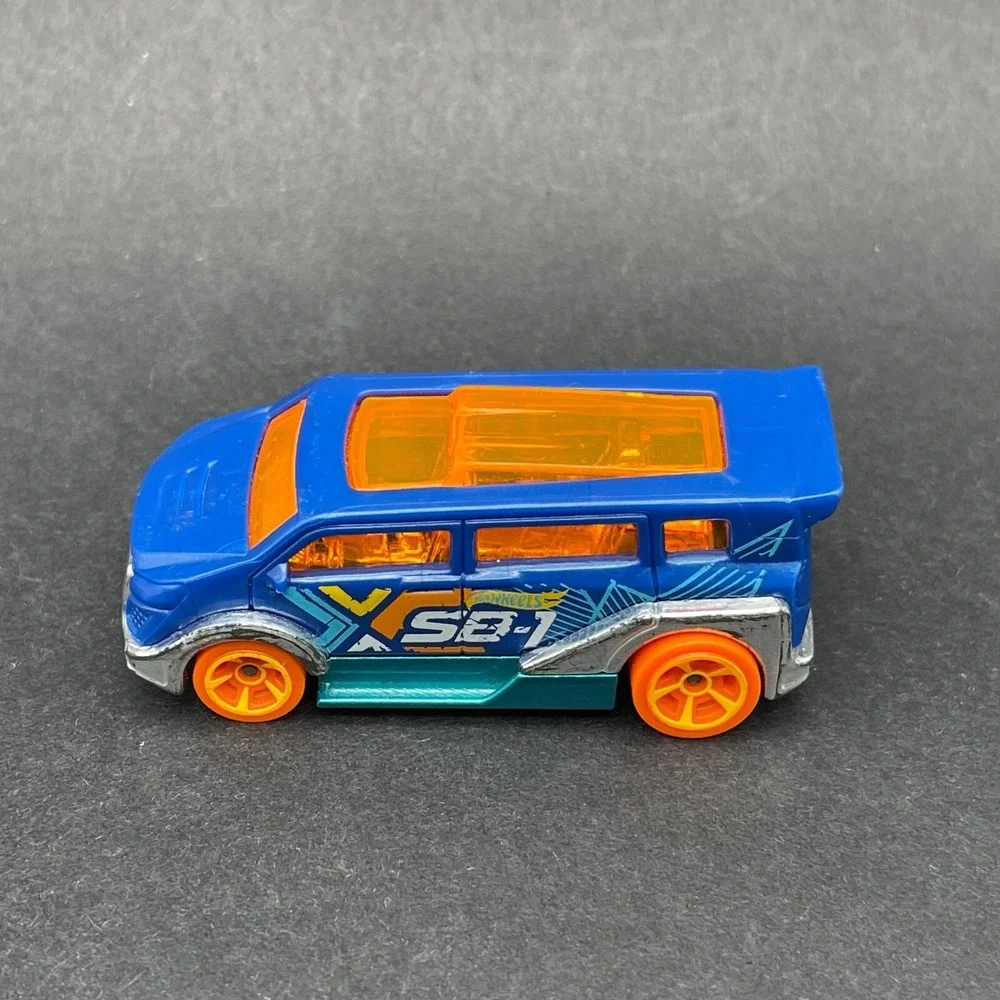 Hot Wheels Speedbox Van SB-1 Vehicle Blue Orange Diecast 1/64 Scale Loose